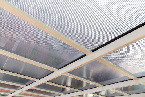 Why Polycarbonate is a Good Choice for Roof?